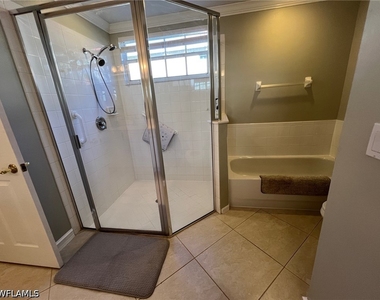 8125 Celeste Drive - Photo Thumbnail 18