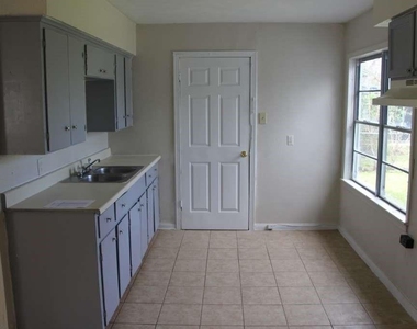 5715 Belmark Street - Photo Thumbnail 10