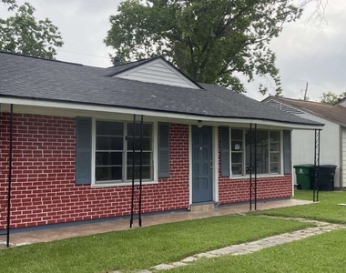 5715 Belmark Street - Photo Thumbnail 5