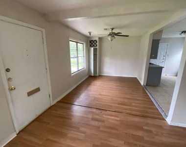 5715 Belmark Street - Photo Thumbnail 6