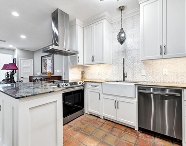2100 Commonwealth Street - Photo Thumbnail 7