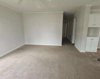 11926 Greensbrook Forest Drive - Photo Thumbnail 2