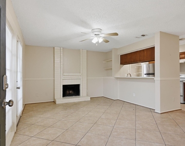 1310 Brenda Lane - Photo Thumbnail 5