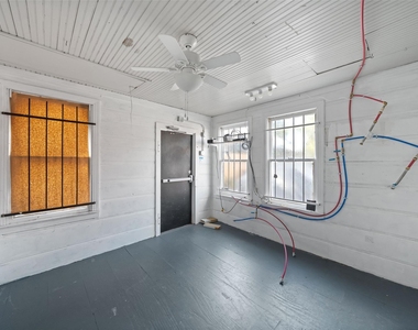 26407 Preston Avenue - Photo Thumbnail 10