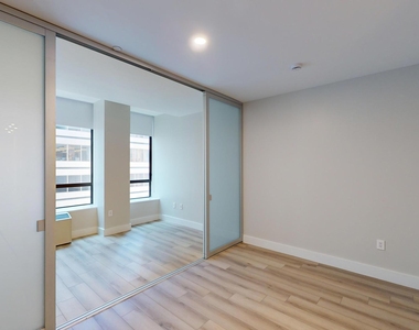 95 Wall Street - Photo Thumbnail 2