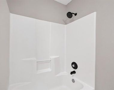 4906 Pleasure Lake Lane - Photo Thumbnail 35