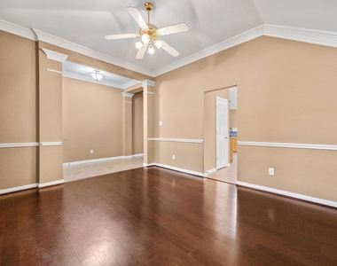 7206 Hollow Field Lane - Photo Thumbnail 3
