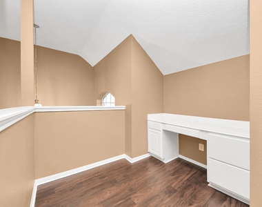 4703 Zachary Lane - Photo Thumbnail 16