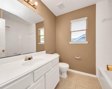 4703 Zachary Lane - Photo Thumbnail 19
