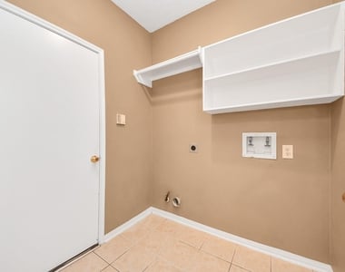 4703 Zachary Lane - Photo Thumbnail 25