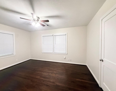 1232 San Felipe Street - Photo Thumbnail 7