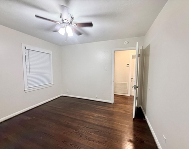 1232 San Felipe Street - Photo Thumbnail 12