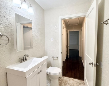 1232 San Felipe Street - Photo Thumbnail 10
