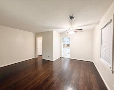 1232 San Felipe Street - Photo Thumbnail 2