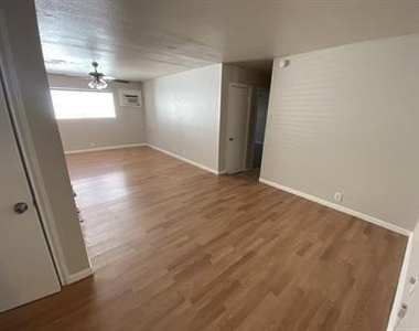 502 West Alabama Street - Photo Thumbnail 1