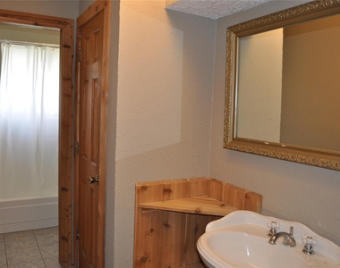 22411 Merrymount Drive - Photo Thumbnail 10