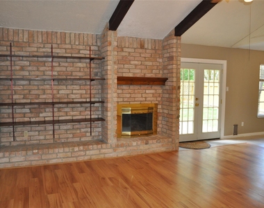 22411 Merrymount Drive - Photo Thumbnail 4