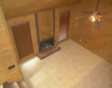 24605 Pools Creek E - Photo Thumbnail 5
