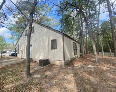 24605 Pools Creek E - Photo Thumbnail 8