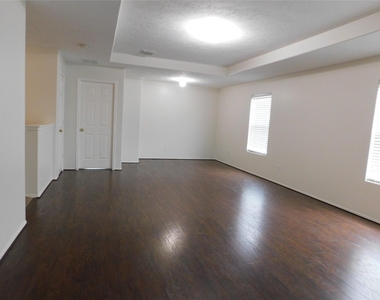 19130 Yaupon Ranch Drive - Photo Thumbnail 16
