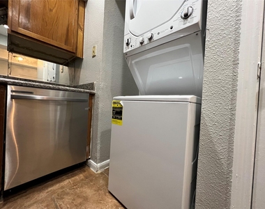 8055 Cambridge Street - Photo Thumbnail 9