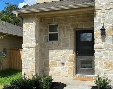 7059 Silverleaf Oak Street - Photo Thumbnail 3