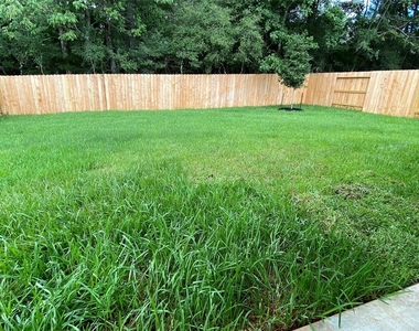 7059 Silverleaf Oak Street - Photo Thumbnail 28