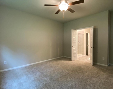 7059 Silverleaf Oak Street - Photo Thumbnail 16