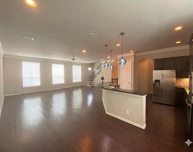 3002 Soutine Street - Photo Thumbnail 4