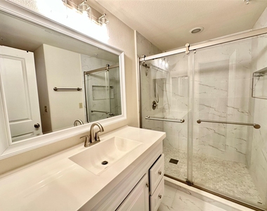 1602 Elgin Street - Photo Thumbnail 11