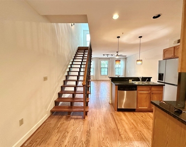 1602 Elgin Street - Photo Thumbnail 9