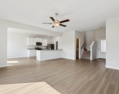 324 Fastboy Lane - Photo Thumbnail 1