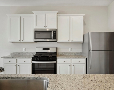 324 Fastboy Lane - Photo Thumbnail 9