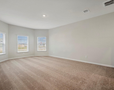 324 Fastboy Lane - Photo Thumbnail 11