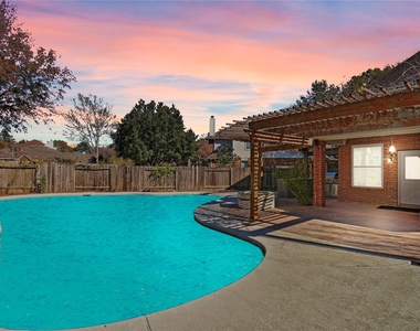 20510 Pioneer Bend Court - Photo Thumbnail 43