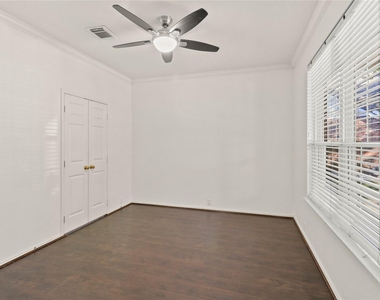 20510 Pioneer Bend Court - Photo Thumbnail 12