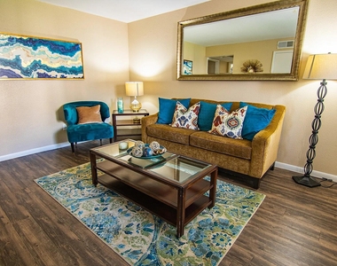 15100 Golden Eagle Drive - Photo Thumbnail 7