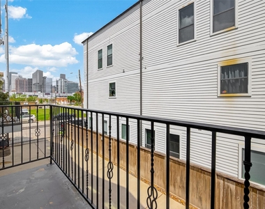1107 Saint Charles Street - Photo Thumbnail 19