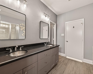 1107 Saint Charles Street - Photo Thumbnail 23