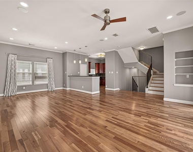 1107 Saint Charles Street - Photo Thumbnail 10