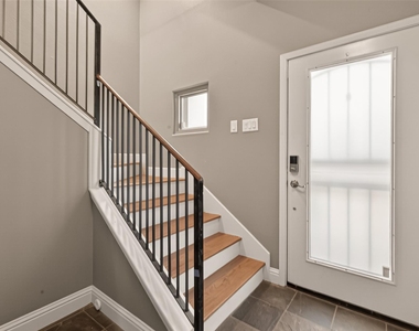 1107 Saint Charles Street - Photo Thumbnail 2