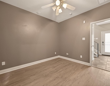 1107 Saint Charles Street - Photo Thumbnail 27