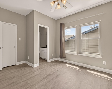 1107 Saint Charles Street - Photo Thumbnail 5