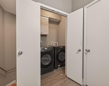 1107 Saint Charles Street - Photo Thumbnail 33