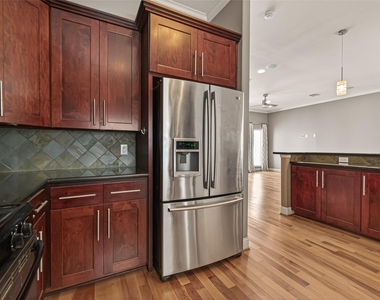 1107 Saint Charles Street - Photo Thumbnail 13