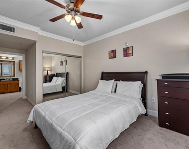 2299 Lone Star Drive - Photo Thumbnail 7