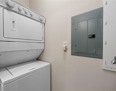 2299 Lone Star Drive - Photo Thumbnail 11
