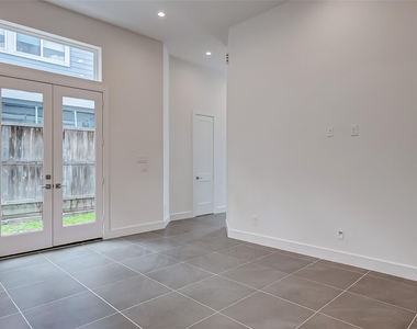 8926 Spring Knoll Forest Drive - Photo Thumbnail 2