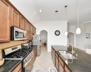 20626 Bandrock Terrace - Photo Thumbnail 24