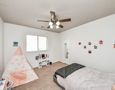 20626 Bandrock Terrace - Photo Thumbnail 15